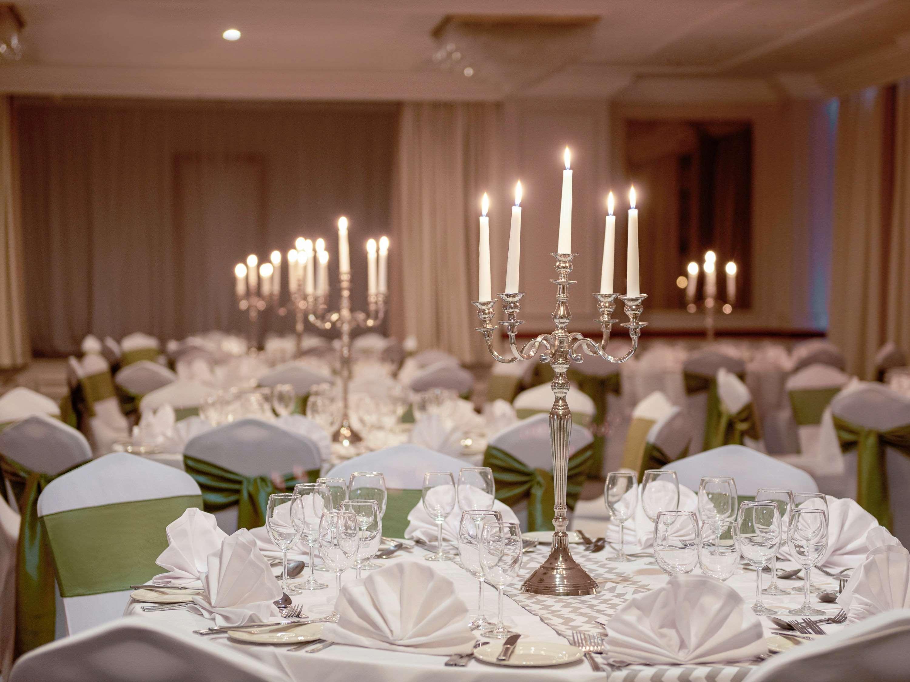 Exeter Rougemont Hotel By Sunday Екстериор снимка