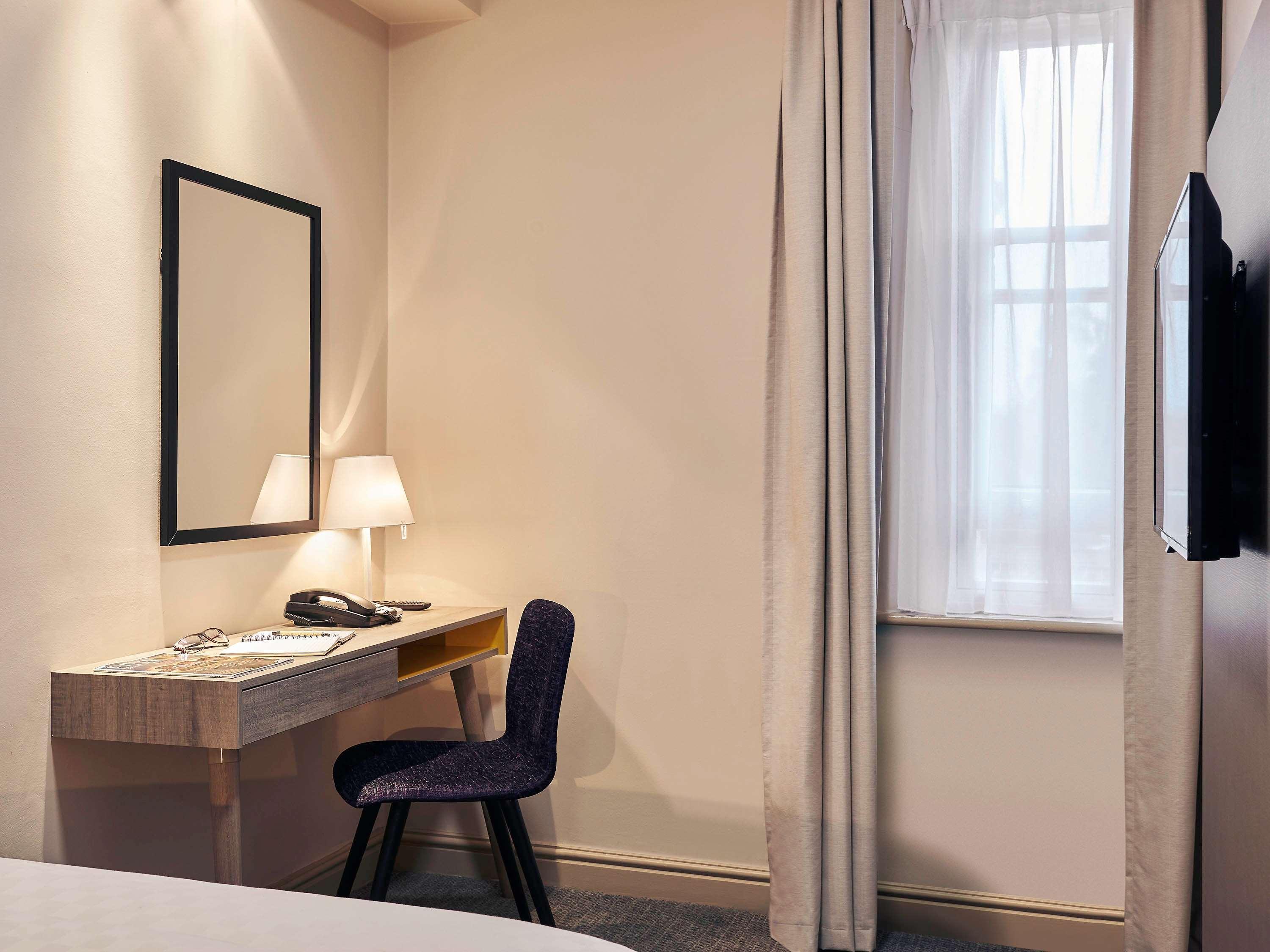 Exeter Rougemont Hotel By Sunday Екстериор снимка