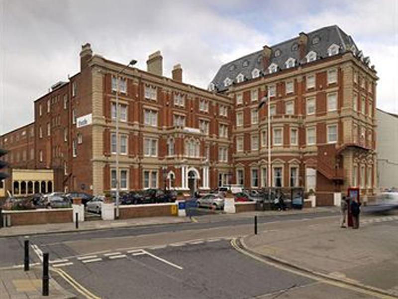 Exeter Rougemont Hotel By Sunday Екстериор снимка