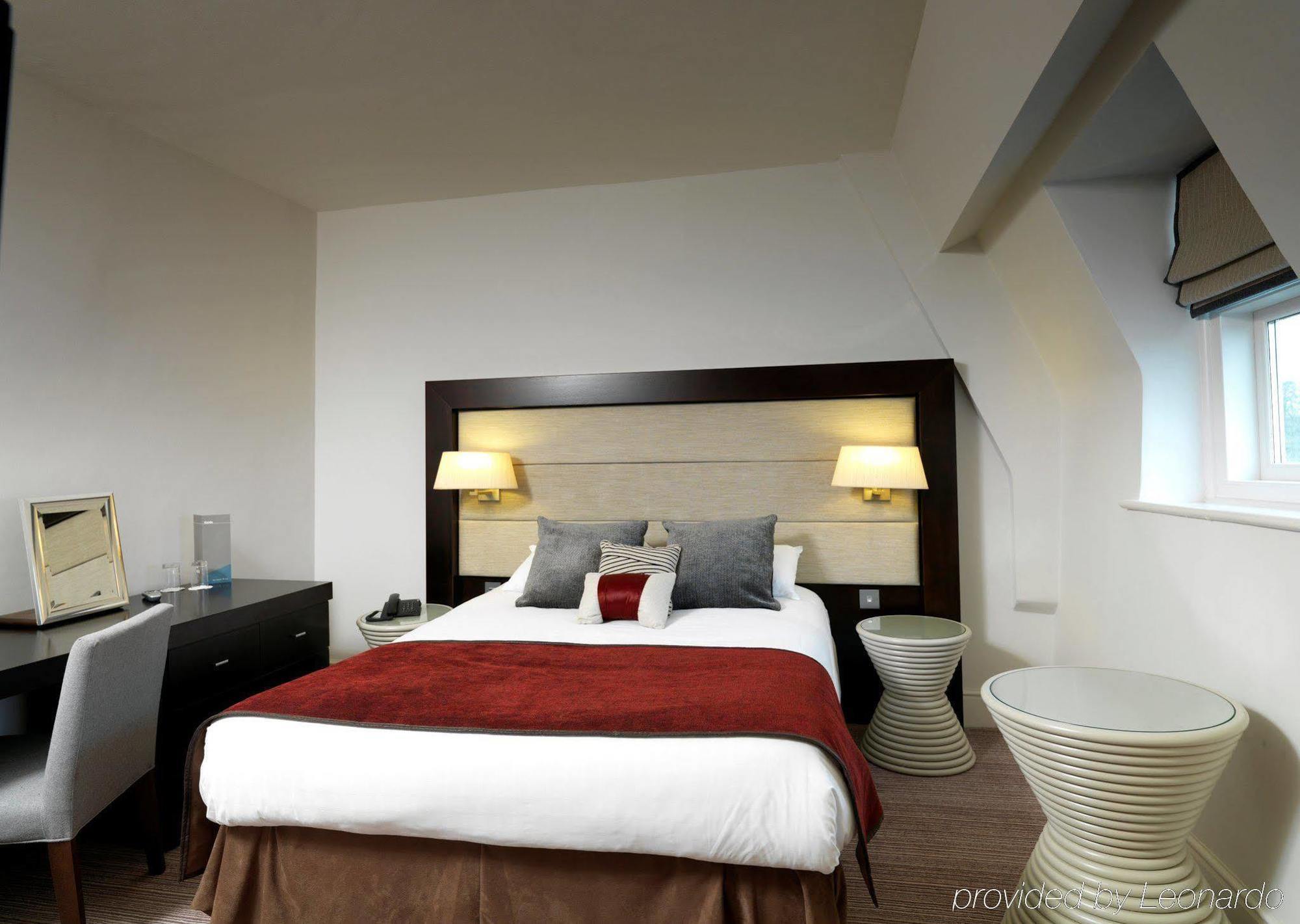 Exeter Rougemont Hotel By Sunday Стая снимка