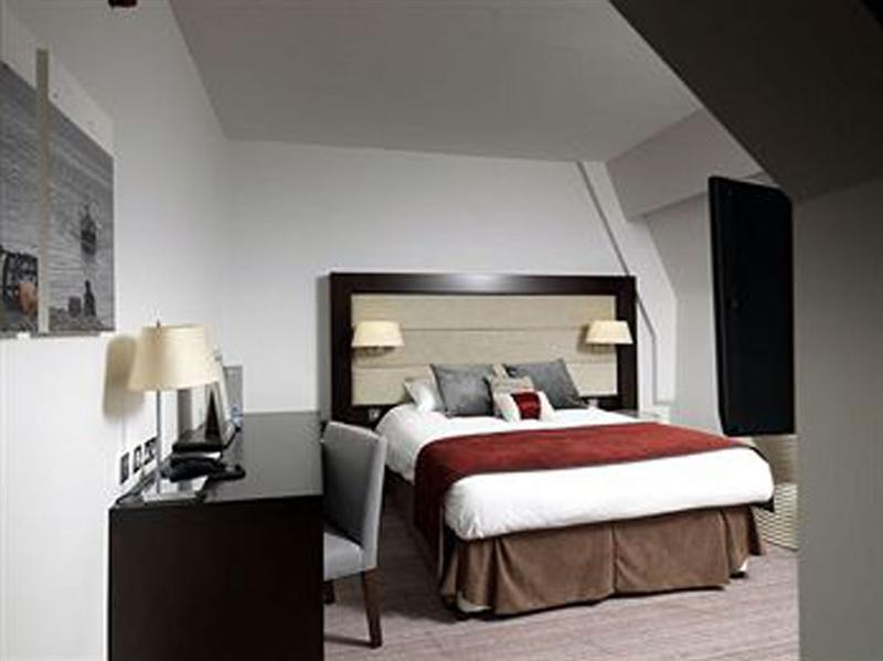 Exeter Rougemont Hotel By Sunday Екстериор снимка
